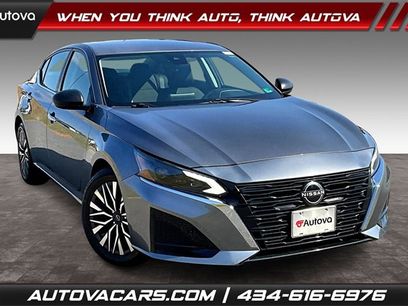 Used 2024 Nissan Altima 2.5 SV