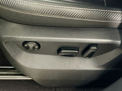 Used 2022 Volkswagen Atlas Cross Sport SE image 15