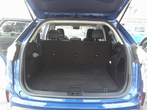 Used 2020 Ford Edge SEL w/ Cold Weather Package image 19