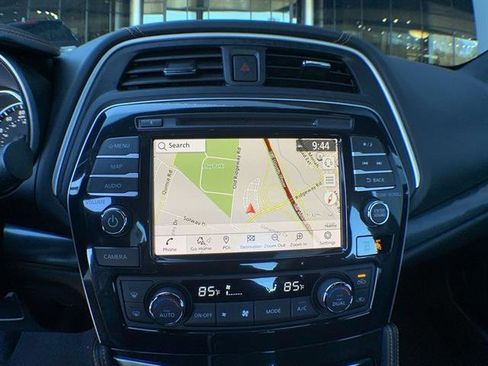 Used 2023 Nissan Maxima SR w/ Sport Mat Group image 18