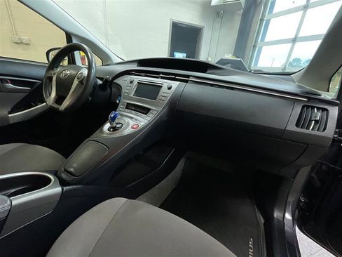 Used 2013 Toyota Prius Two FWD image 27