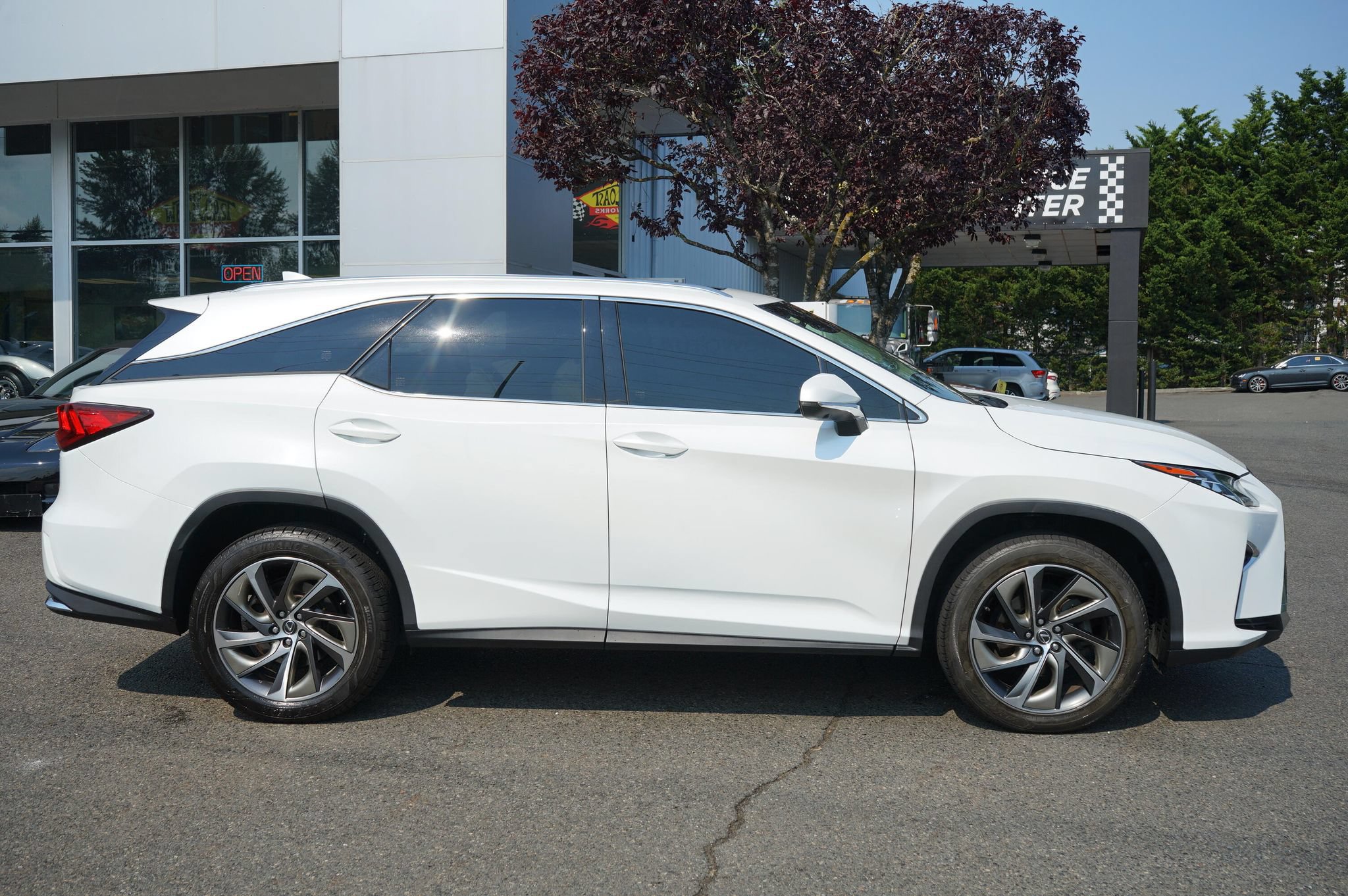 Used 2019 Lexus RX 350L Luxury w/ Accessory Package AWD/4WD image 7