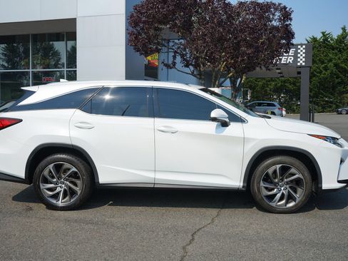 Used 2019 Lexus RX 350L Luxury w/ Accessory Package AWD/4WD image 7