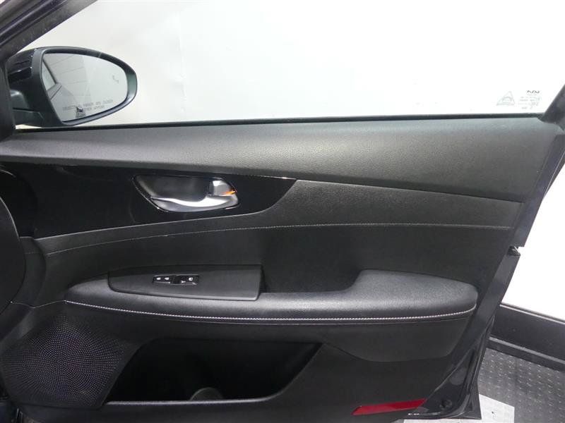 Used 2023 Kia Forte GT-Line FWD image 19