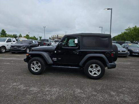 Used 2020 Jeep Wrangler Sport AWD/4WD image 4