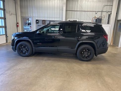 Used 2022 GMC Acadia AT4 image 8