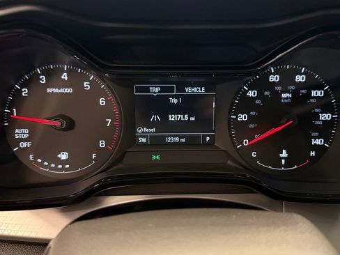 Used 2024 Chevrolet Trax LS w/ LS Convenience Package FWD image 10