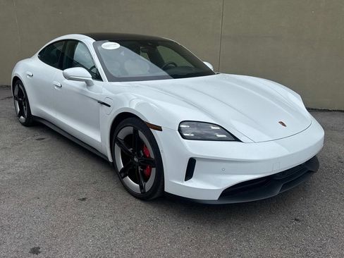 Used 2025 Porsche Taycan 4S image 10