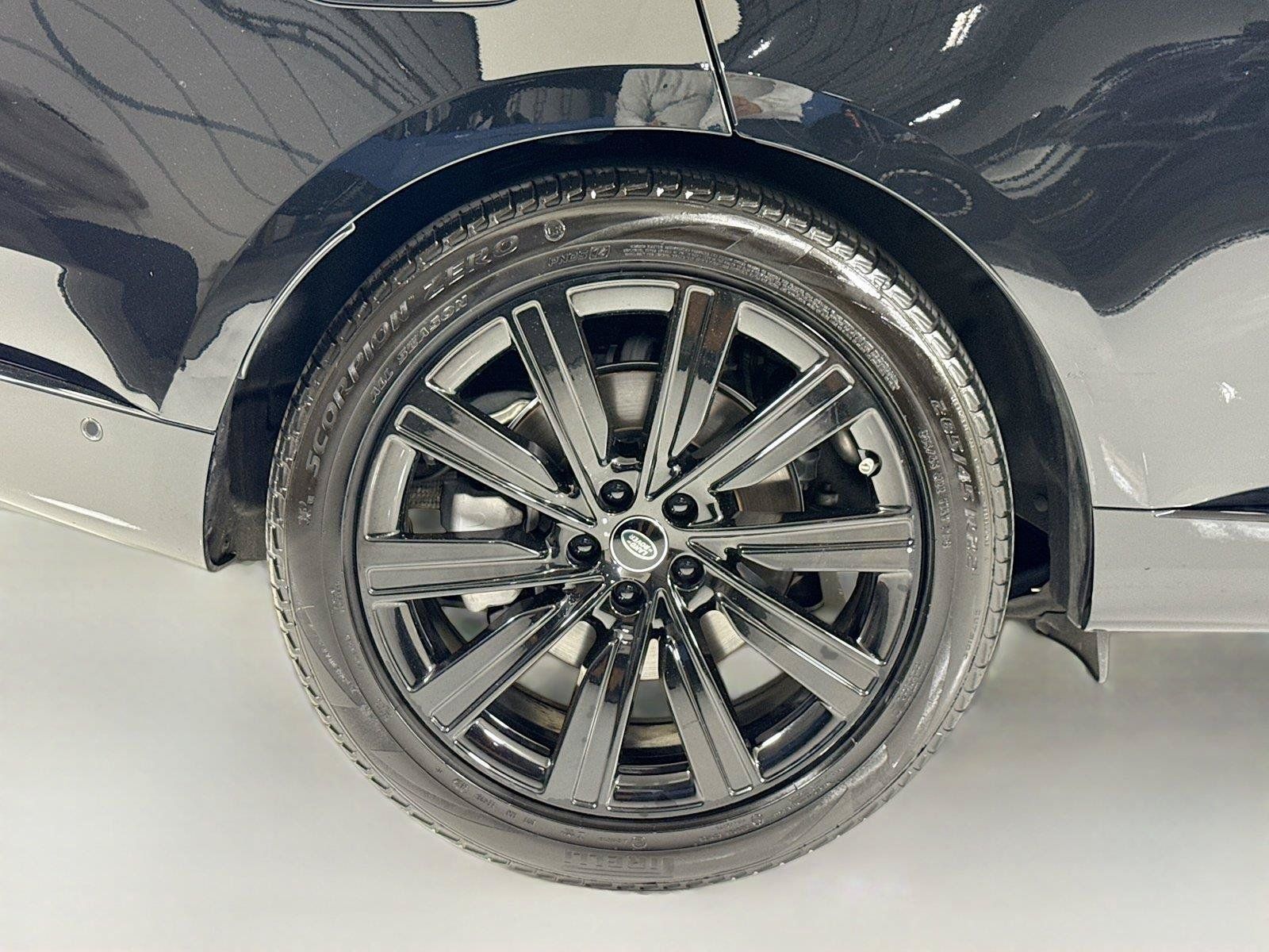 Used 2023 Land Rover Range Rover SE AWD/4WD image 38