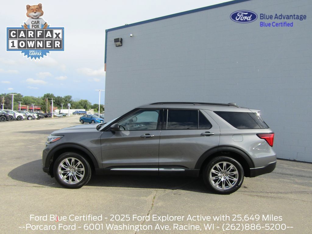 Certified 2025 Ford Explorer Active w/ Active Comfort Package AWD/4WD image 2