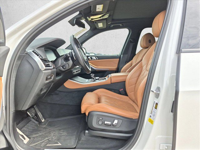 Used 2023 BMW X5 sDrive40i w/ M Sport Package RWD image 14