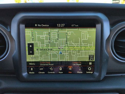 Used 2023 Jeep Wrangler Sport S image 28