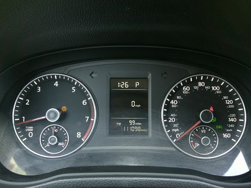 Used 2015 Volkswagen Passat 1.8T Limited Edition image 28