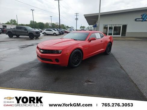 Used 2013 Chevrolet Camaro LS RWD image 1