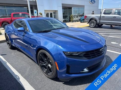 Used 2021 Chevrolet Camaro LT w/ RS Package RWD image 3