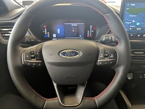 Certified 2024 Ford Escape ST-Line w/ Tech Pack #1 image 15