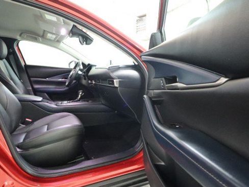 Used 2020 MAZDA CX-30 AWD w/ Select Package image 10