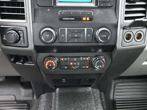 Used 2019 Ford F350 XL w/ Power Equipment Group AWD/4WD image 17