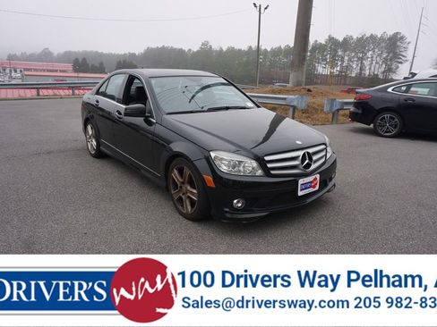 Used 2010 Mercedes-Benz C 300 4MATIC Sedan image 1