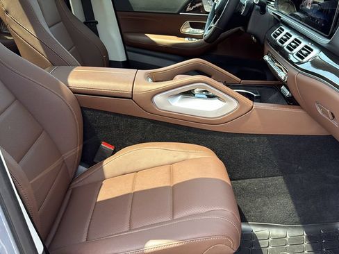 Certified 2025 Mercedes-Benz GLE 350 4MATIC image 10
