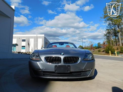 Used 2006 BMW Z4 3.0i RWD image 3