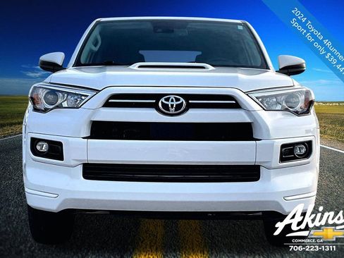Used 2024 Toyota 4Runner TRD Sport image 2