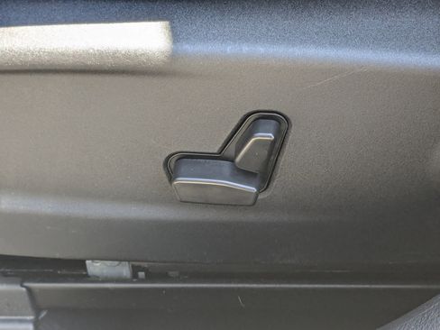 Used 2023 Dodge Charger SXT RWD image 22