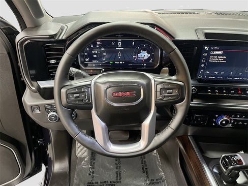 Used 2024 GMC Sierra 1500 SLT w/ SLT Premium Plus Package image 11