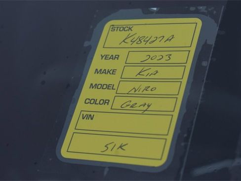 Certified 2023 Kia Niro EX Touring image 14