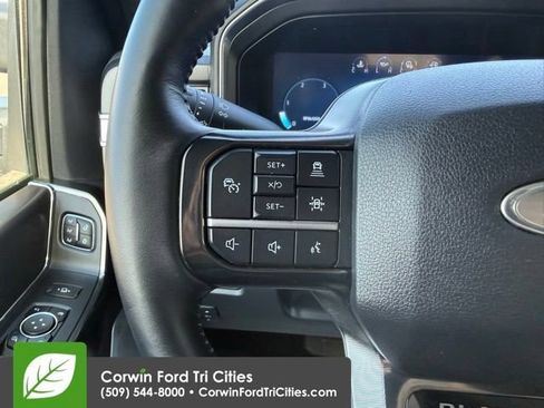 Used 2026 Ford F350 Platinum w/ Tremor Off-Road Package AWD/4WD image 20