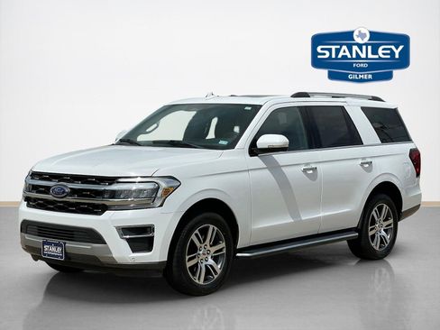 Used 2023 Ford Expedition Limited RWD image 3