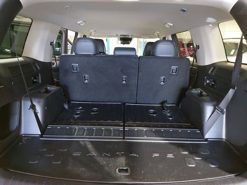 Used 2025 Hyundai Santa Fe SEL AWD/4WD image 13