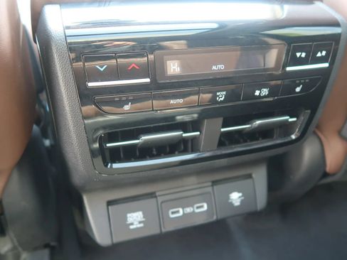 Used 2024 Acura MDX w/ Advance Package AWD/4WD image 47