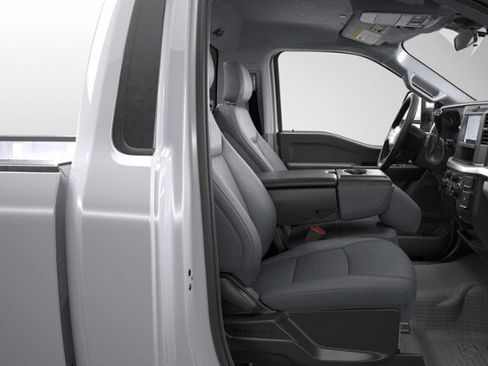 New 2026 Ford F250 XL w/ 360-Degree Camera Package AWD/4WD image 6