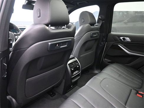 Used 2020 BMW X5 sDrive40i w/ Convenience Package image 10