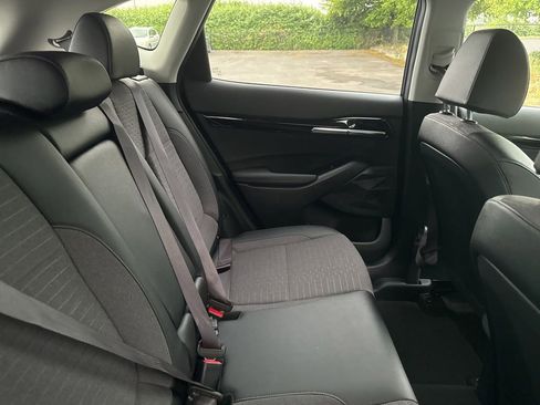 Used 2021 Kia Seltos S AWD/4WD image 11