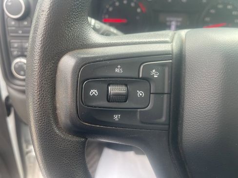 Used 2024 Chevrolet Silverado 2500 Custom w/ Custom Value Package image 28