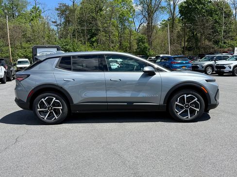 New 2026 Chevrolet Equinox EV LT FWD image 14