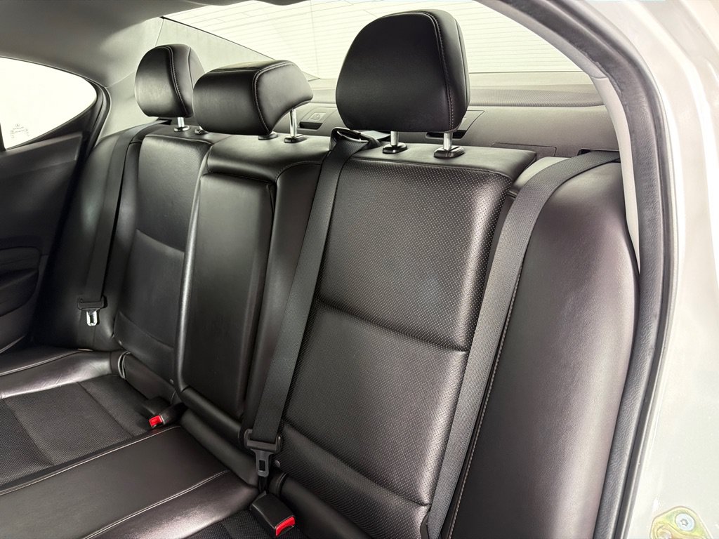 Used 2016 Acura TLX w/ Technology Package FWD image 20