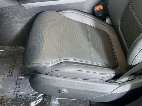 Used 2026 Mercedes-Benz GLC 300 4MATIC image 20
