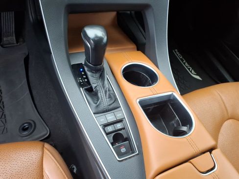 Used 2020 Toyota Avalon Limited w/ Advanced Safety Package FWD image 35