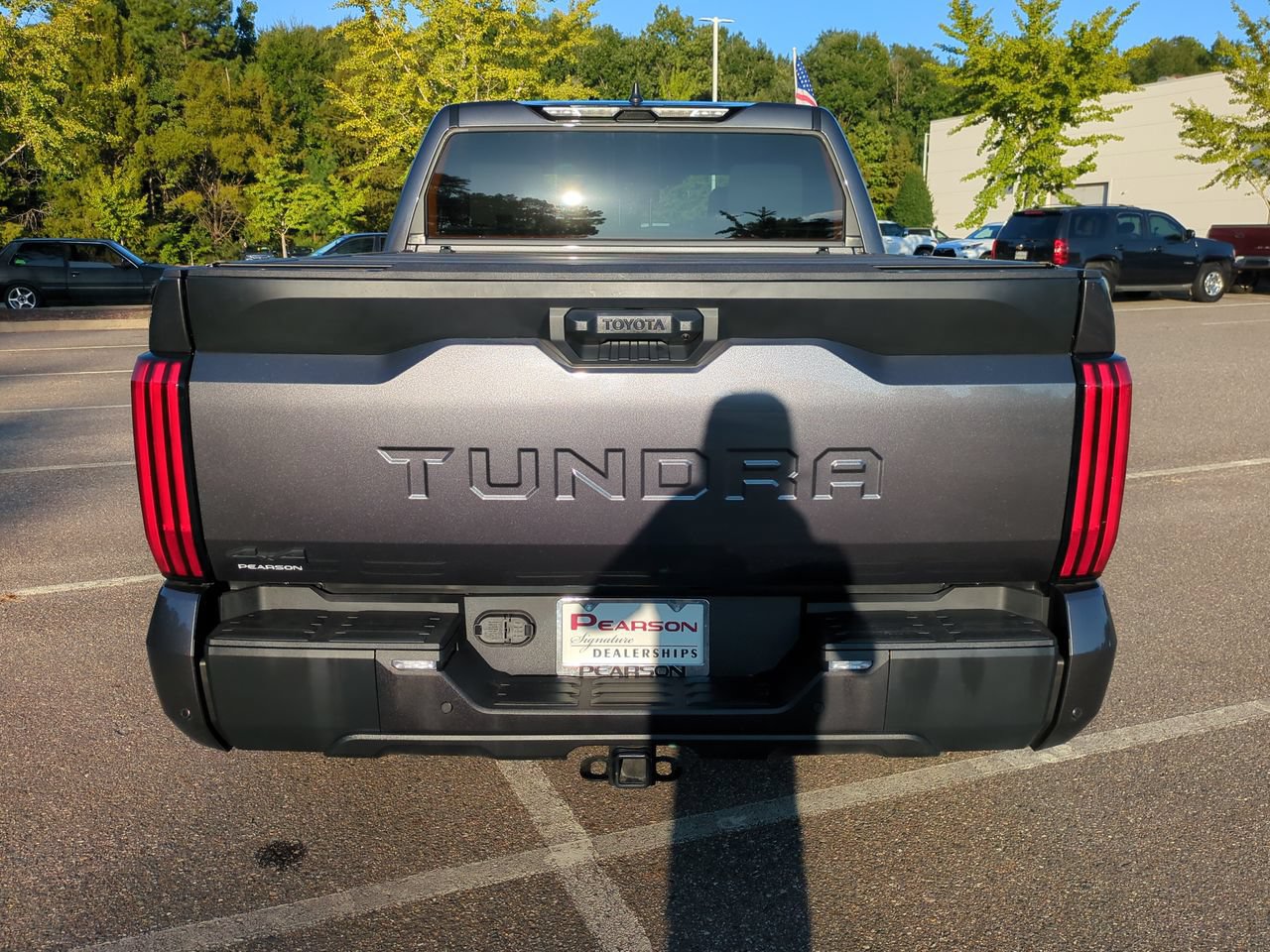 Used 2025 Toyota Tundra SR5 w/ SR5 Convenience Package AWD/4WD image 5