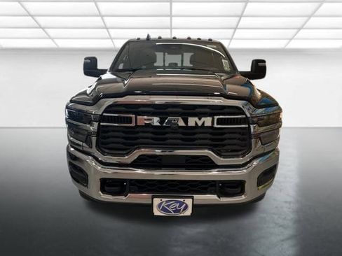 New 2025 RAM 3500 Big Horn image 12
