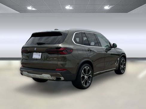 Certified 2024 BMW X5 xDrive40i w/ Premium Package AWD/4WD image 8
