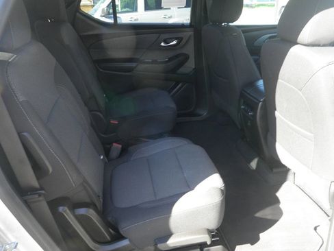 Used 2022 Chevrolet Traverse LT w/ LPO, Cargo Package image 31