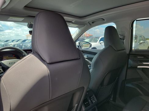 Used 2025 Audi Q5 Premium Plus w/ Premium Plus AWD/4WD image 15