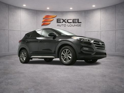 Used 2017 Hyundai Tucson SE image 40
