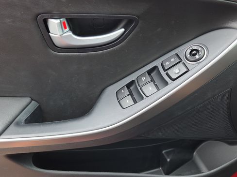 Used 2016 Hyundai Elantra GT w/ Option Group 03 FWD image 28