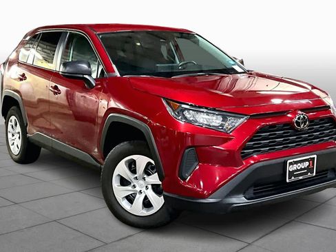 Certified 2022 Toyota RAV4 LE image 2