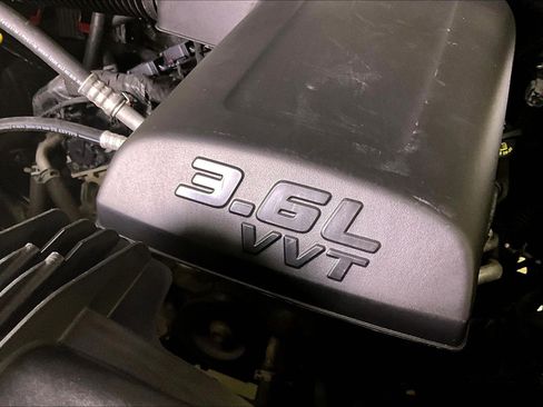 Used 2022 RAM 1500 Tradesman w/ Chrome Plus Package image 31